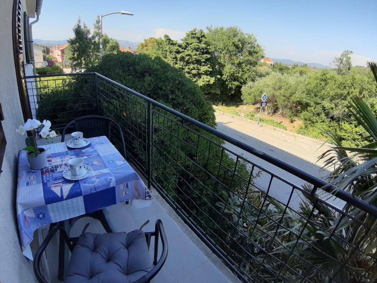 Sunce Apartment Murter